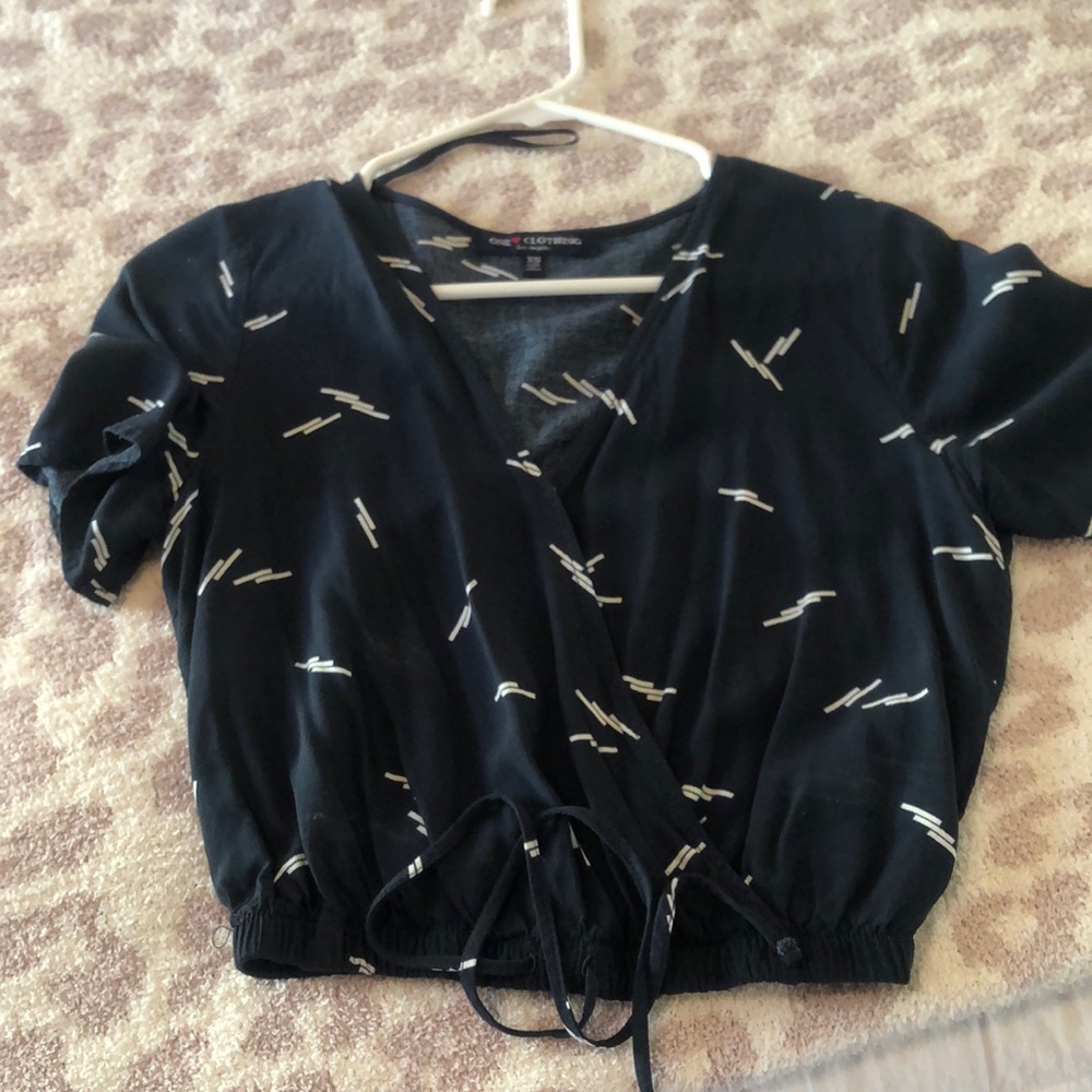 XS cropped shirt